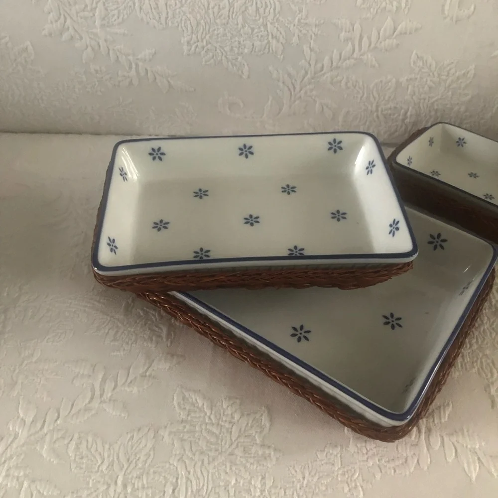 3 Nested White Ceramic Baking Dishes with Blue Trim and Star Motif